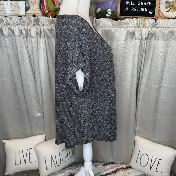 Women's Charcoal Gray Button-Up Top with Tie Detail Size XL - Picture 3 of 11